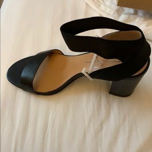Jessica Simpson Shoes - Jessica Simpson siesto black sandals size 7 Jessica Simpson Shoes - Jessica Simpson siesto black sandals size 7